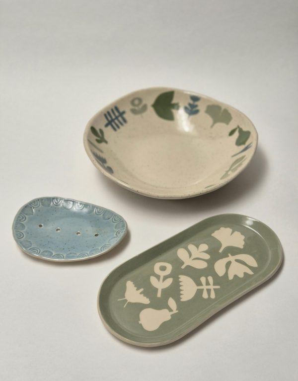 Ceramic soap dish