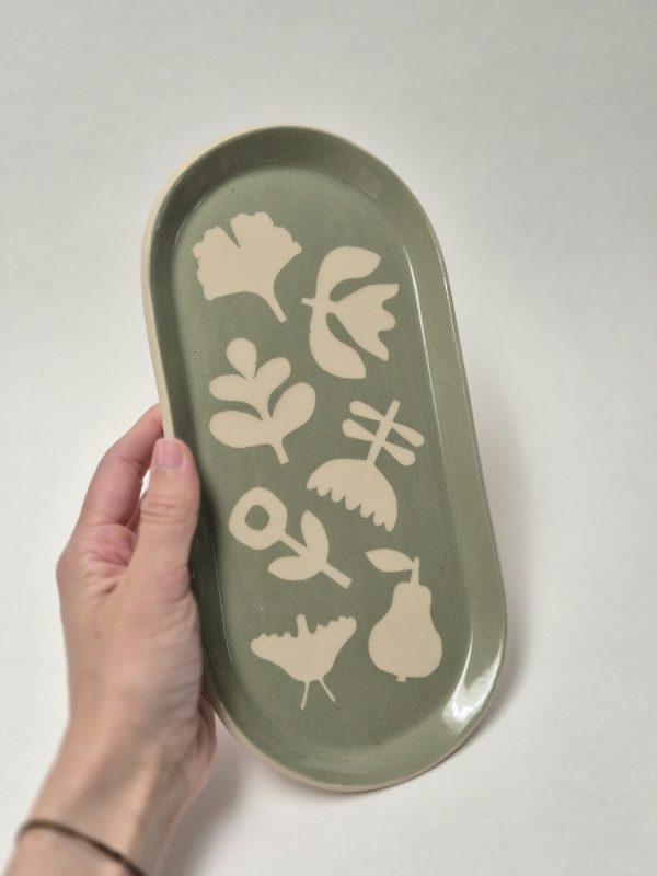 Ceramic tray in green